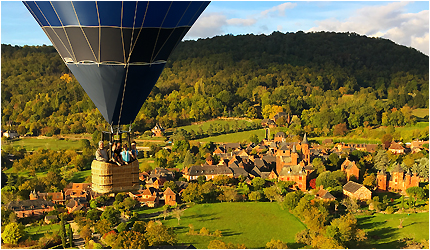 Vol en montgolfiere sur le bassin de Collonges la Rouge