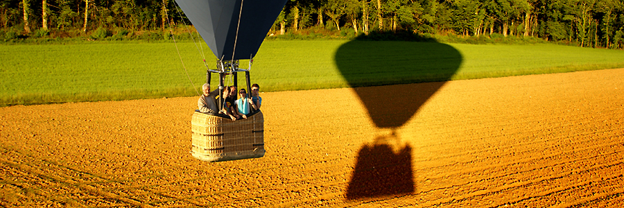 Jeu d'ombre et de lumière lors de notre vol en montgolfière